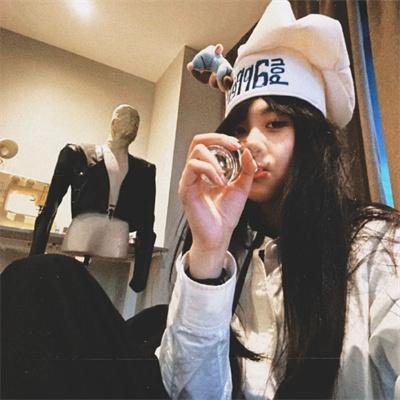 夜色微光抚心醒